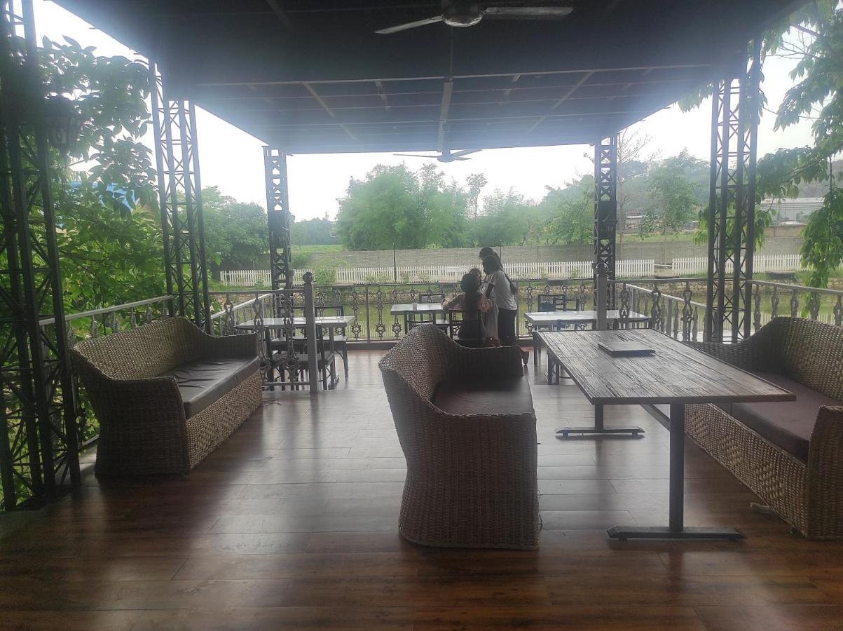 Changs Resort Kaharpara 외부 사진